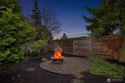 3234 35th Avenue W, Seattle, WA 98199 - Photo 11