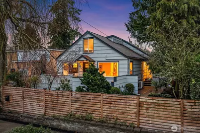 3234 35th Avenue W, Seattle, WA 98199 - Photo 1