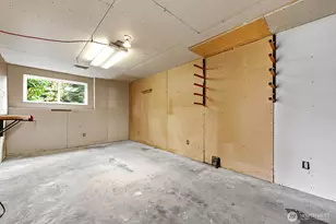 9029 Eastview Ave, Everett, WA 98208 - Photo 25