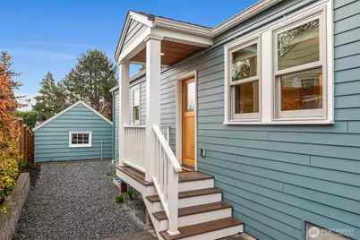 8030 Dibble Avenue NW, Seattle, WA 98117 - Photo 29