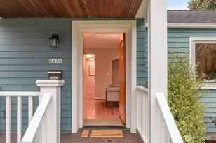 8030 Dibble Ave NW, Seattle, WA 98117 - Photo 3