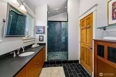 3532 Meridian Avenue N, Seattle, WA 98103 - Photo 25