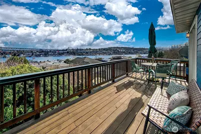 3532 Meridian Avenue N, Seattle, WA 98103 - Photo 23