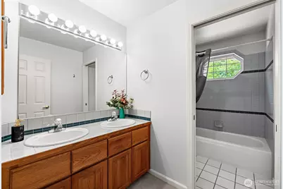 19710 222nd Avenue NE, Woodinville, WA 98077 - Photo 33