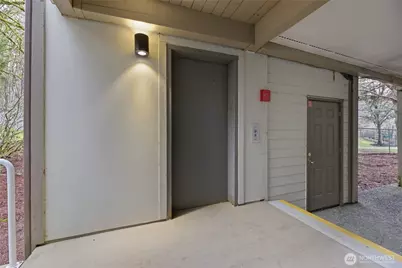 210 Mt Park Boulevard SW #F301, Issaquah, WA 98027 - Photo 25