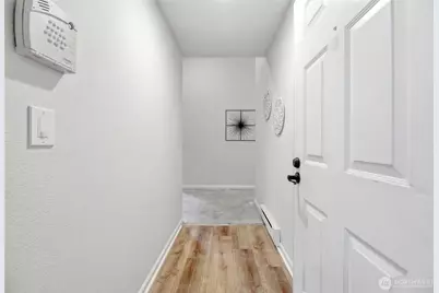 210 Mt Park Boulevard SW #F301, Issaquah, WA 98027 - Photo 3