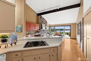 2121 Beverly Beach Dr NW, Olympia, WA 98502 - Photo 23