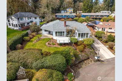 2121 Beverly Beach Drive NW, Olympia, WA 98502 - Photo 5