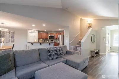 2149 Pleasanton Court SE, Lacey, WA 98503 - Photo 9