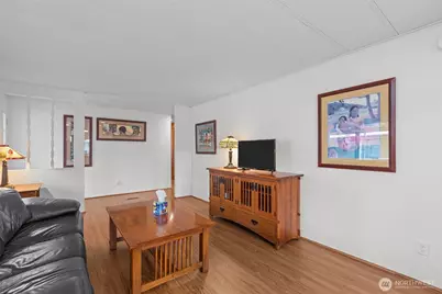 11436 SE 208th Street #136, Kent, WA 98031 - Photo 5