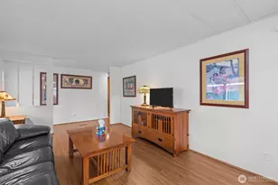 11436 SE 208th St, Kent, WA 98031 - Photo 5