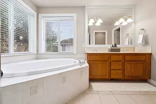 11627 SE 319th Ct, Auburn, WA 98092 - Photo 15