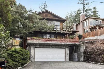 12069 Lakeside Place NE, Seattle, WA 98125 - Photo 1