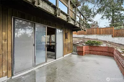 12069 Lakeside Place NE, Seattle, WA 98125 - Photo 23