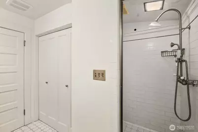 6032 31st Avenue NE, Seattle, WA 98115 - Photo 23