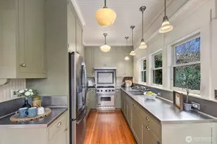 6032 31st Ave NE, Seattle, WA 98115 - Photo 9