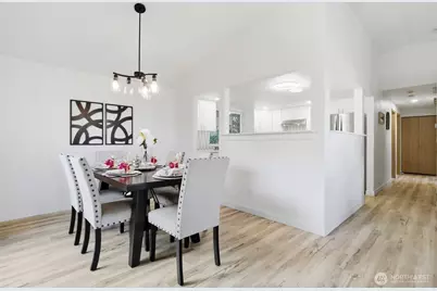 3704 166th Place SW, Lynnwood, WA 98037 - Photo 9