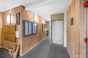 2500 81st Ave SE, Mercer Island, WA 98040 - Photo 17