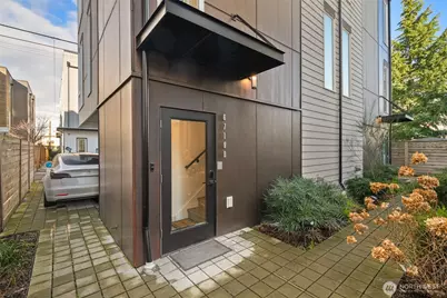 6719 Carleton Avenue S #B, Seattle, WA 98108 - Photo 3