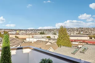 3412 22nd Ave W, Seattle, WA 98199 - Photo 25