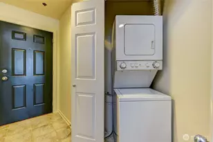 2324 W Newton St, Seattle, WA 98119 - Photo 25