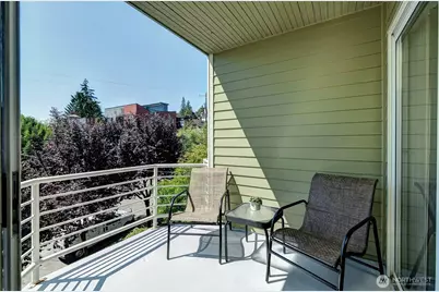 2324 W Newton Street #302, Seattle, WA 98119 - Photo 15
