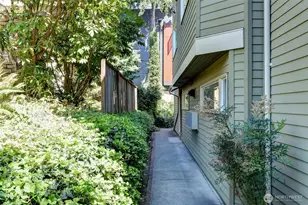 2324 W Newton St, Seattle, WA 98119 - Photo 27