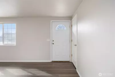 1457 W Lee Street, Moses Lake, WA 98837 - Photo 5