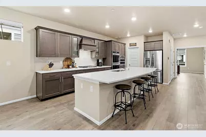 9612 S 201st Place, Kent, WA 98031 - Photo 7