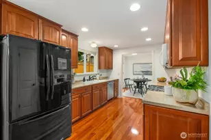 21040 121st Pl SE, Kent, WA 98031 - Photo 17