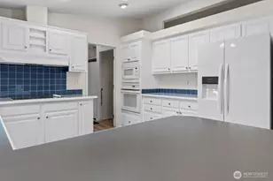 8018 18th Ln SE, Lacey, WA 98503 - Photo 17