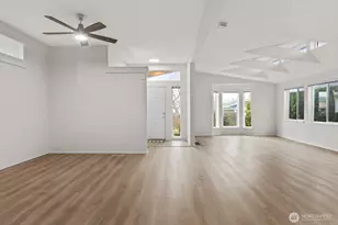 8018 18th Ln SE, Lacey, WA 98503 - Photo 9