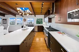 12108 Marine View Dr SW, Burien, WA 98146 - Photo 7