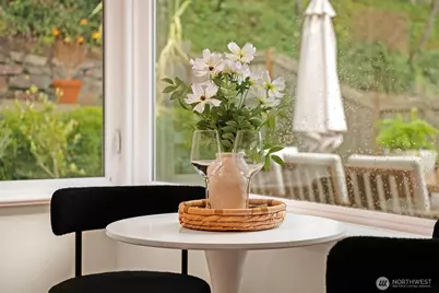 3516 31st Avenue W, Seattle, WA 98199 - Photo 11