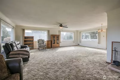 1007 Riverview Drive, Aberdeen, WA 98520 - Photo 7