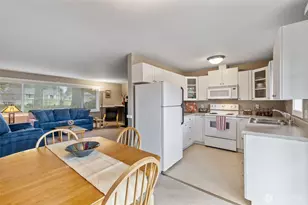 21801 52nd Ave W, Mountlake Terrace, WA 98043 - Photo 11