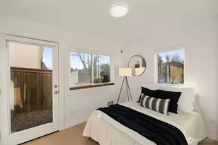 208 16th Ave, Seattle, WA 98122 - Photo 17