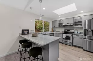 15329 SE 43rd Pl, Bellevue, WA 98006 - Photo 7