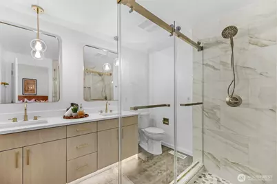 15329 SE 43rd Pl, Bellevue, WA 98006 - Photo 13