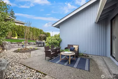 18430 NE 15th Place, Bellevue, WA 98008 - Photo 27