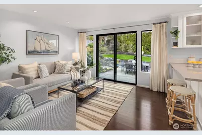 18430 NE 15th Place, Bellevue, WA 98008 - Photo 15