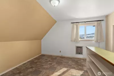 319 E Union Street, Centralia, WA 98531 - Photo 17