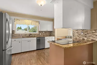 319 E Union Street, Centralia, WA 98531 - Photo 7