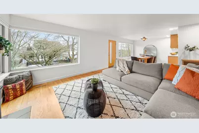 5053 36th Avenue NE, Seattle, WA 98105 - Photo 5