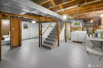 1526 N 107th Street, Seattle, WA 98133 - Photo 13