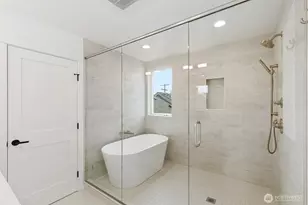 408 Aloha St, Seattle, WA 98109 - Photo 15