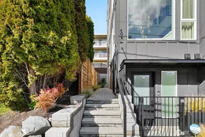 408 Aloha Street, Seattle, WA 98109 - Photo 3