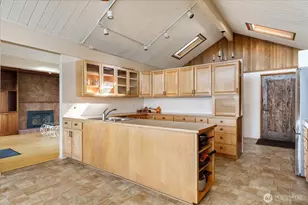 3155 Fox Spit Rd, Langley, WA 98260 - Photo 9