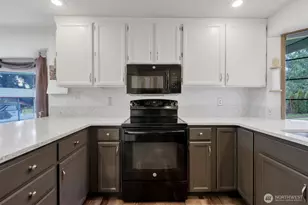 16714 Broadway Ave, Snohomish, WA 98296 - Photo 13