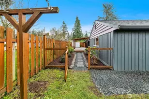 5703 230th St SW, Mountlake Terrace, WA 98043 - Photo 23